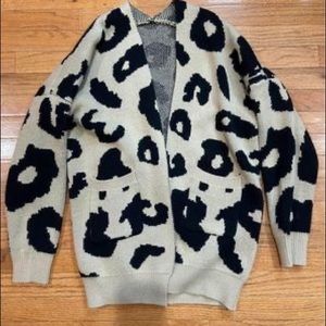Women’s Leopard Printed Knitted Sweater Cardigan